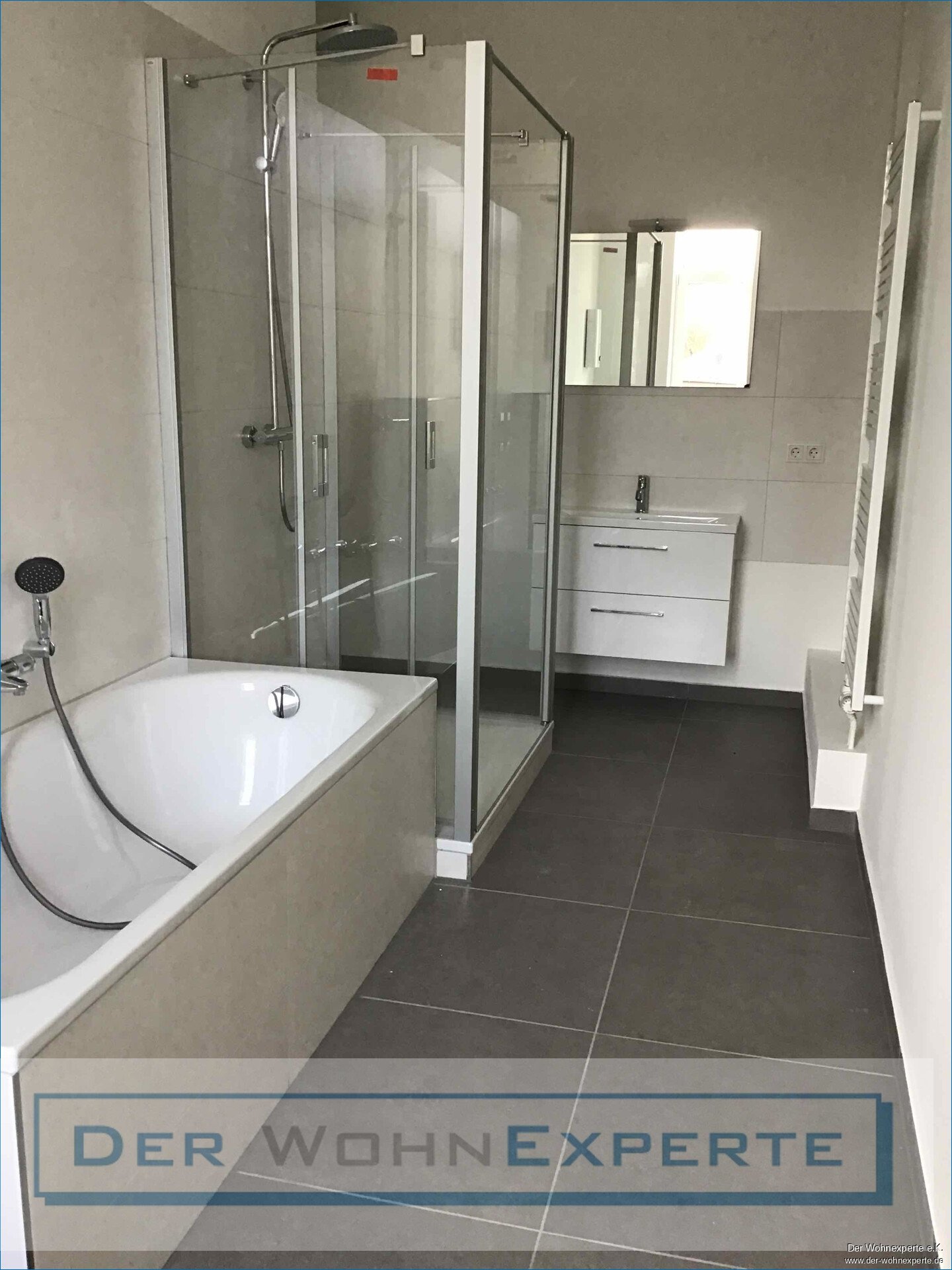 Frisch sanierte 3-Zimmerwohnung mit Förde Blick