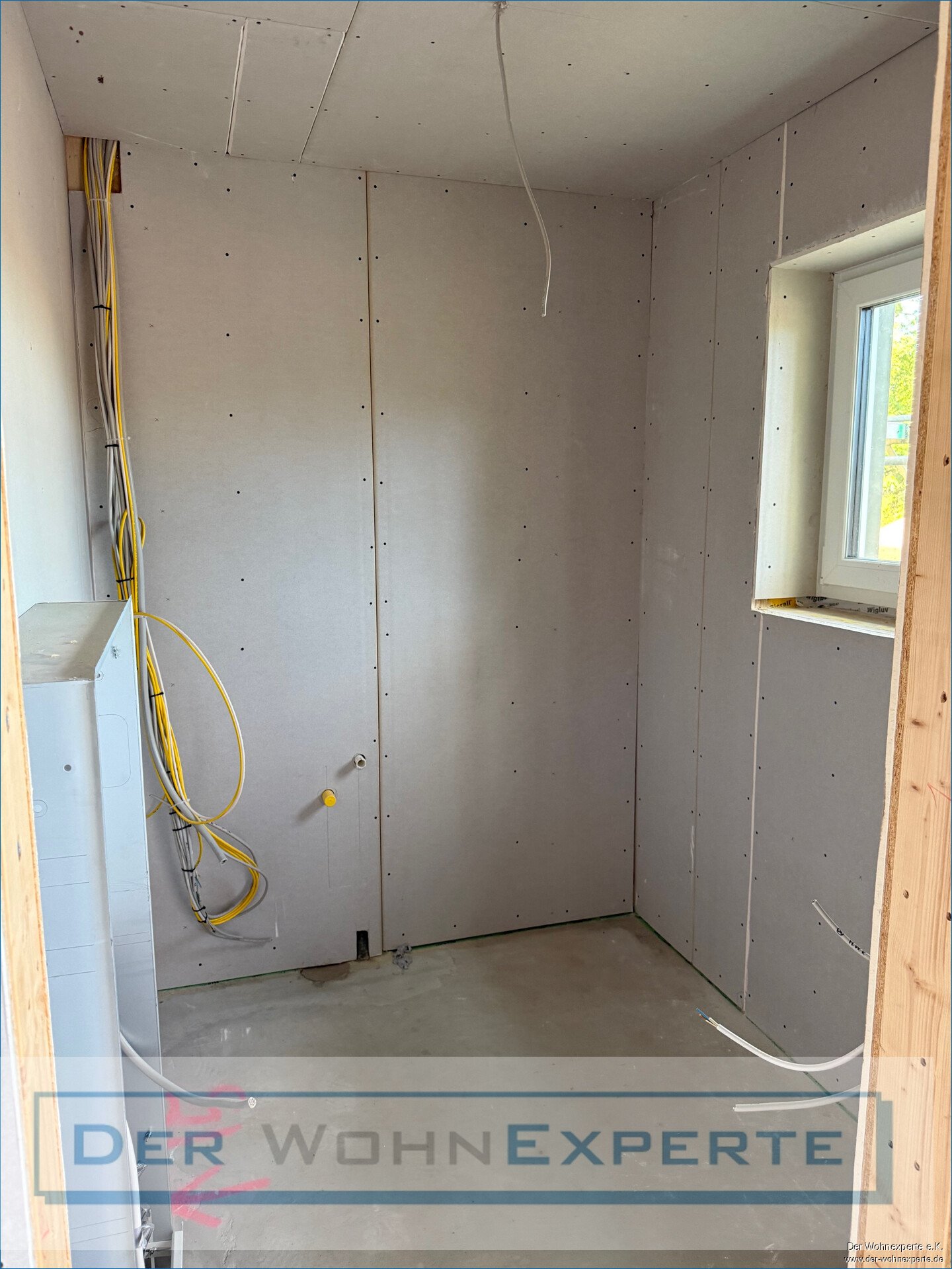 65qm 2,5 Zimmer Neubauwohnung mit Terrasse und Stellplatz