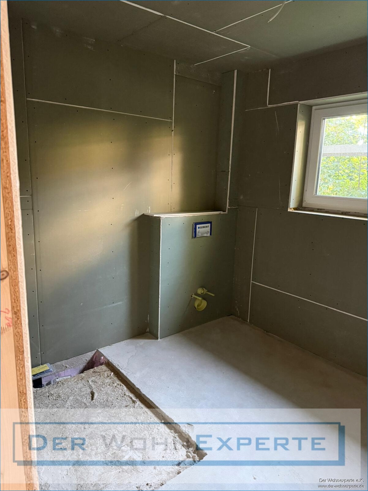 65qm 2,5 Zimmer Neubauwohnung mit Terrasse, 2 Stellplätzen und Abstellraum