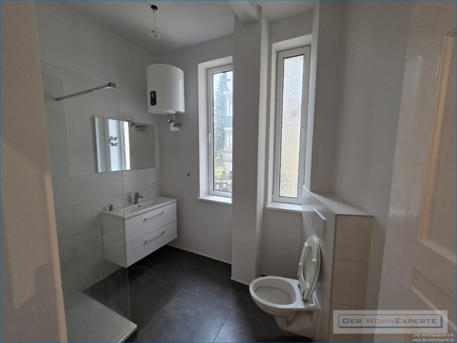 Renovierte 3 Zimmer Wohnung mit Balkon in zentraler Lage