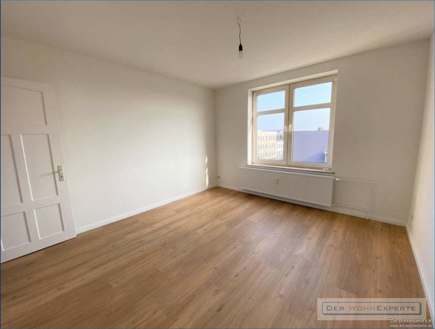 3-Zimmer-Altbauwohnung zu vermieten!