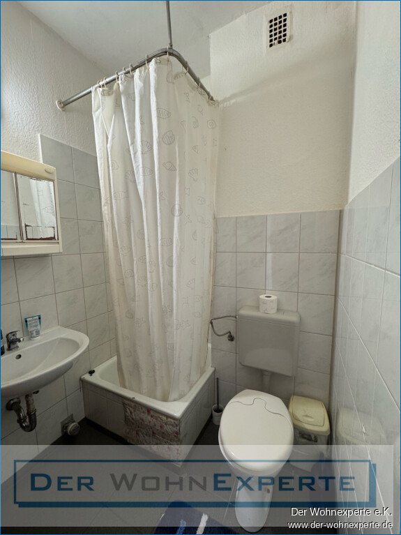 2,5 Zimmer, Küche, Bad