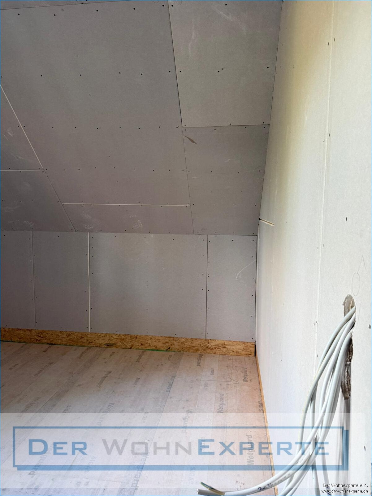 62qm 2,5 Zimmer Neubauwohnung mit 2 Stellplätzen und Abstellraum