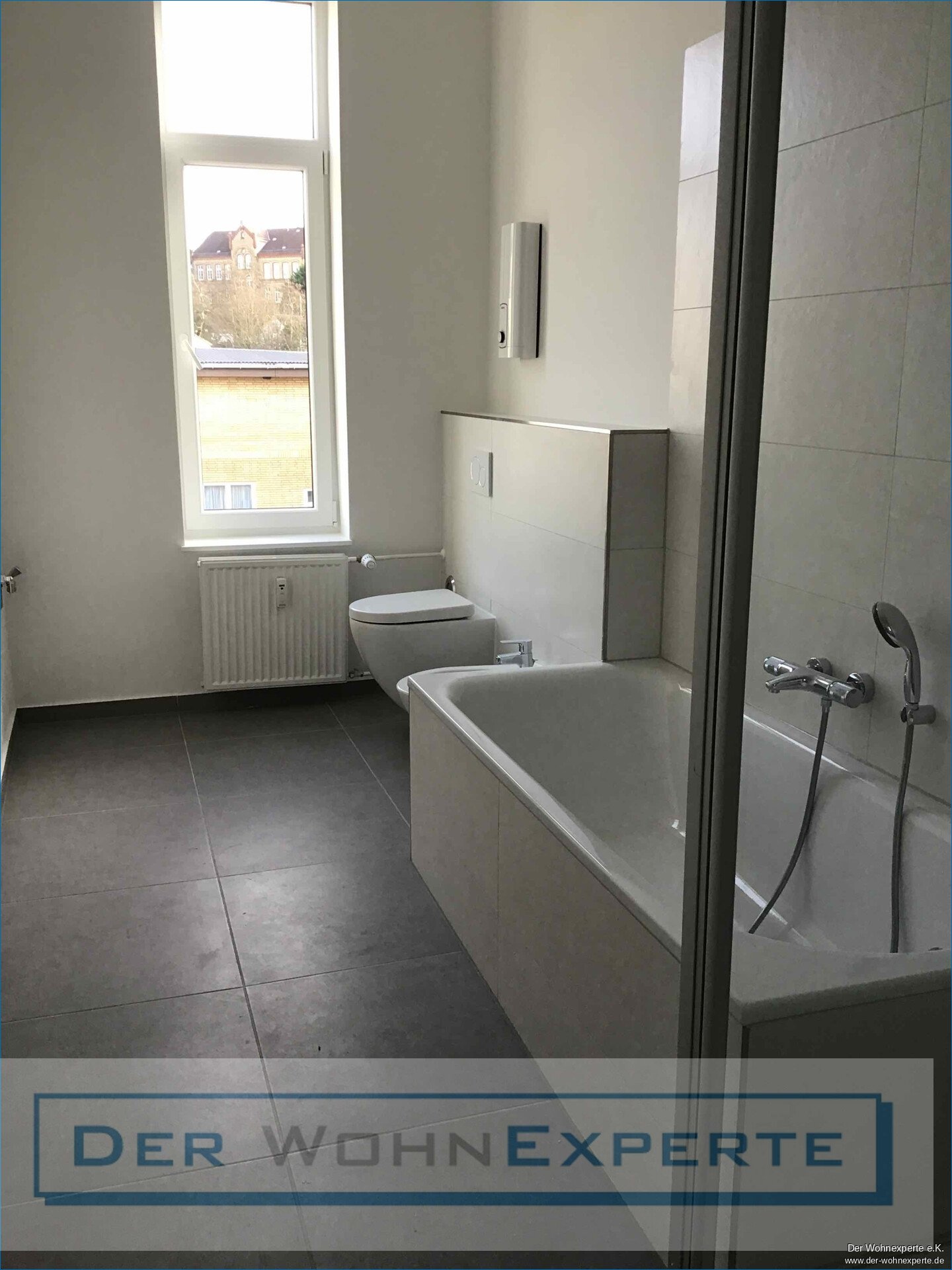 Frisch sanierte 3-Zimmerwohnung mit Förde Blick