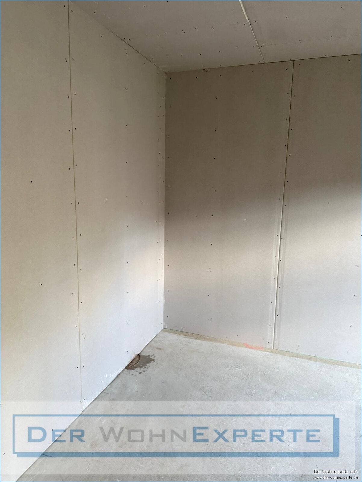 65qm 2,5 Zimmer Neubauwohnung mit Terrasse, 2 Stellplätzen und Abstellraum