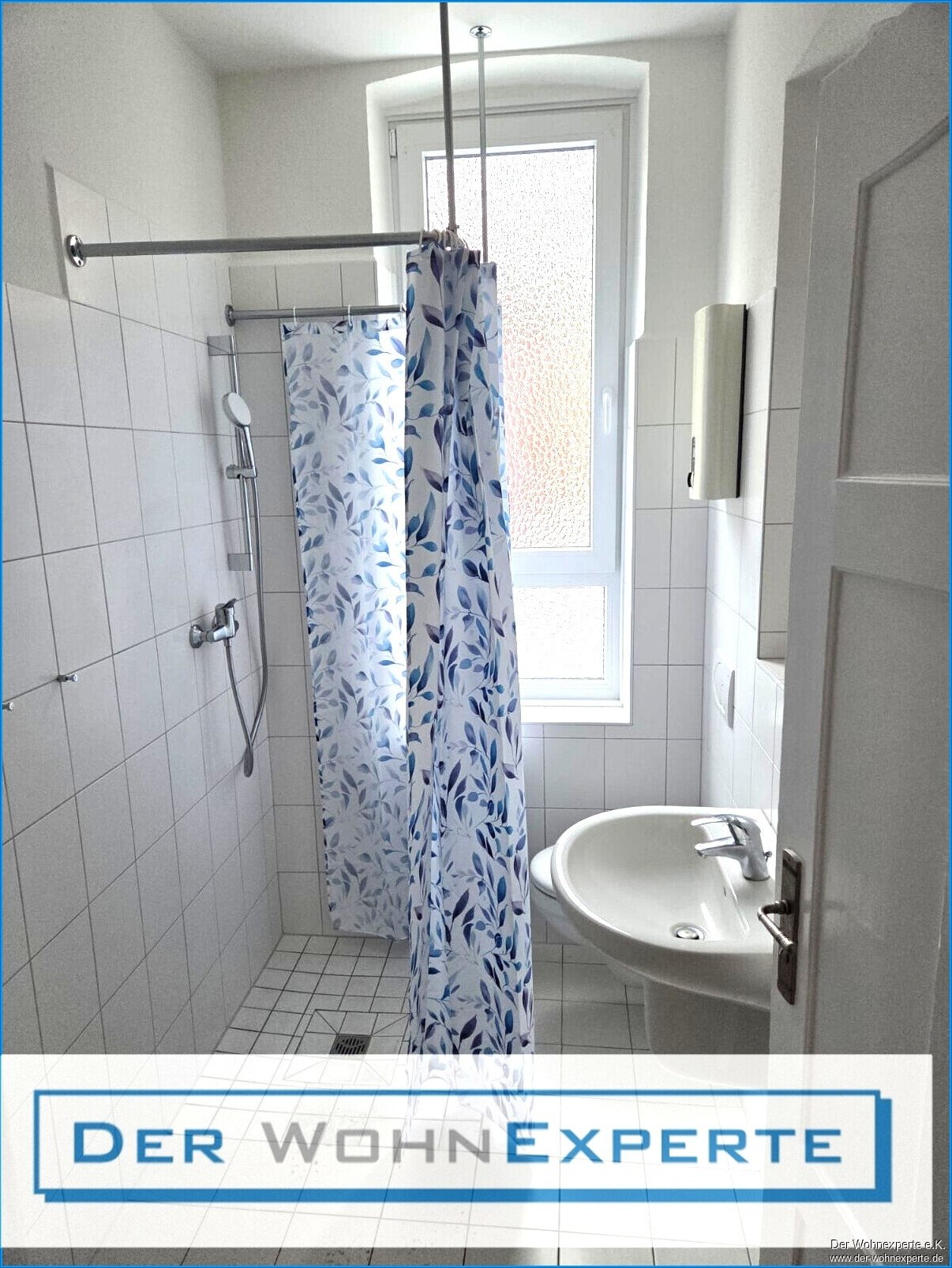 Sanierter Altbau, 3 Zimmer Wohnung, Zentrumsnah