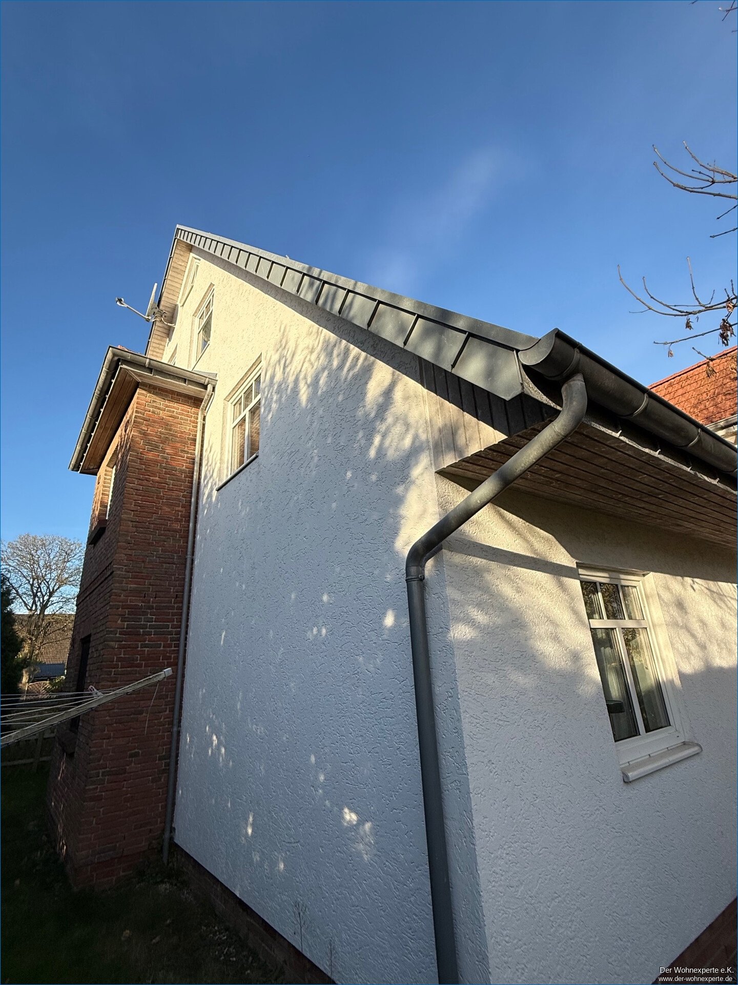 Mehrfamilienhaus mit 4 Eigentumswohnungen