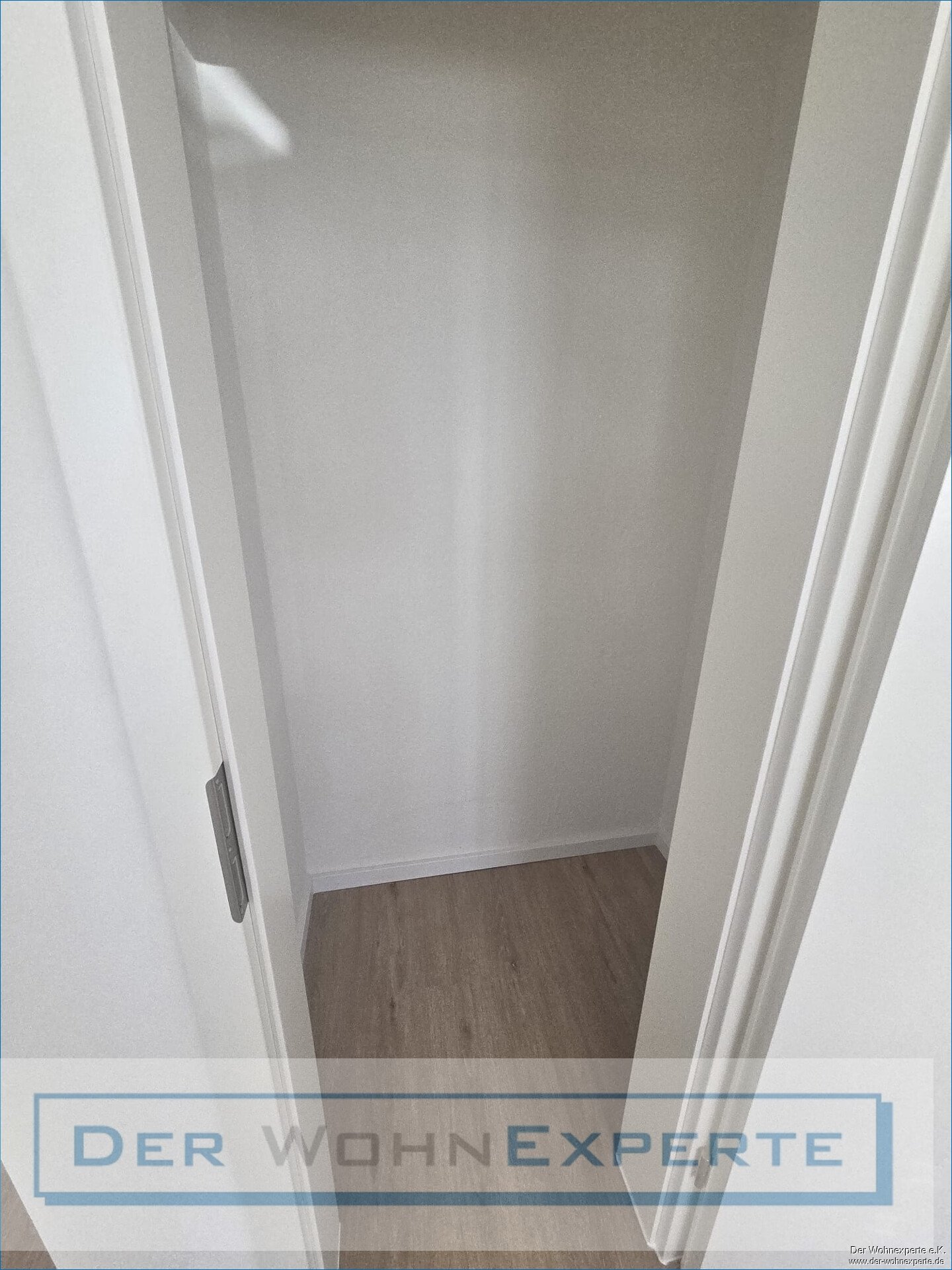 Sanierte 2.Zimmer Erdgeschosswohnung im Hafendamm 54